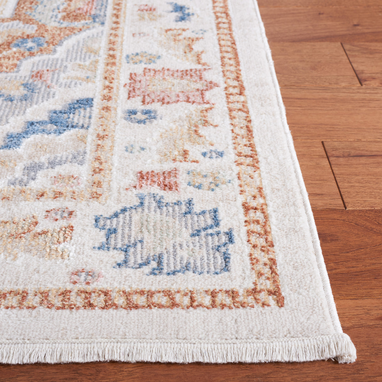 SAFAVIEH Blair Machine Washable Colombina Slip Resistant Oriental Rug