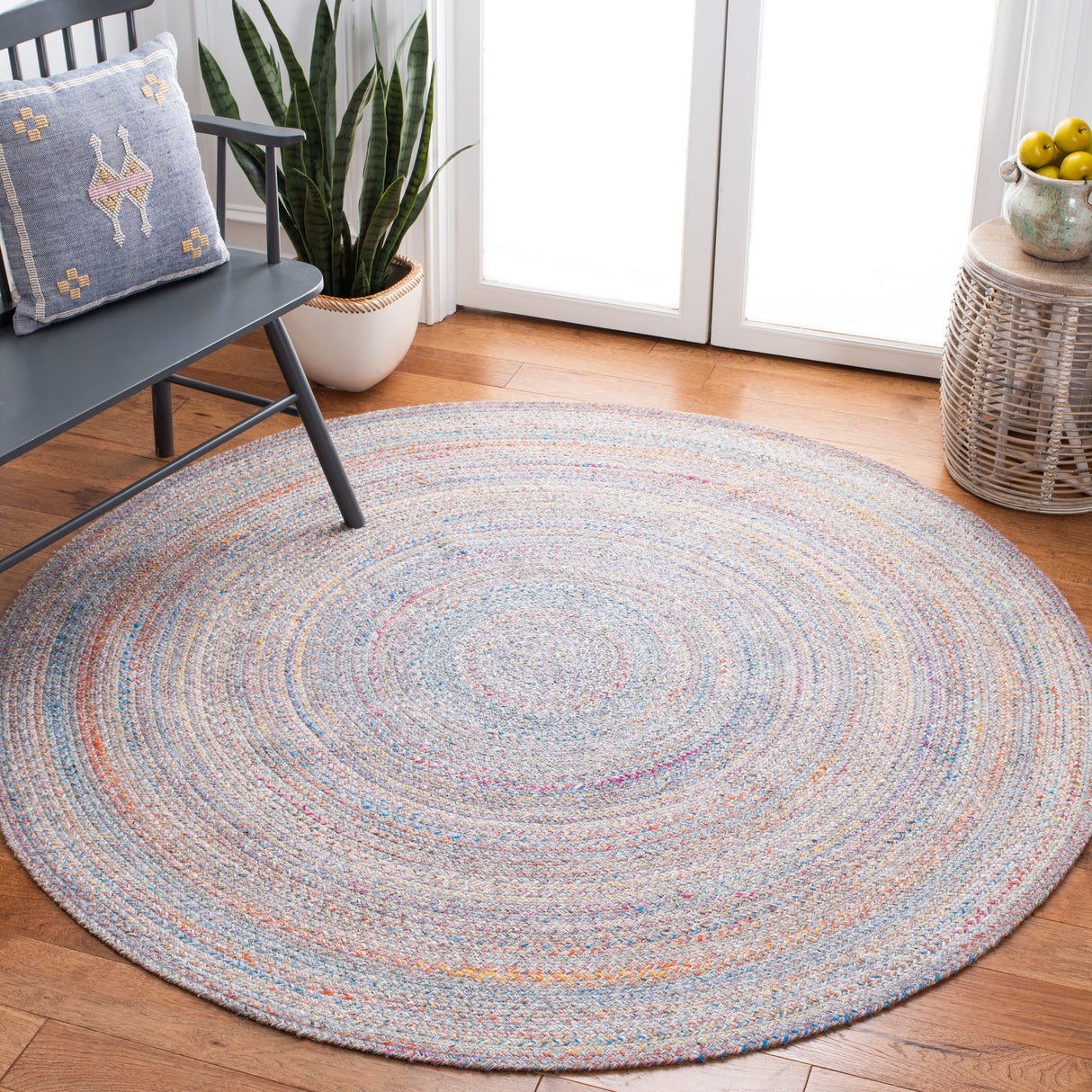 SAFAVIEH Braided Bjarnrin Flatweave Rug