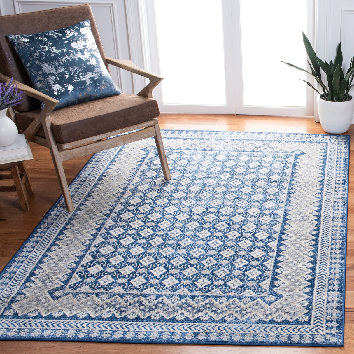 SAFAVIEH Brentwood Banga Traditional Oriental Rug