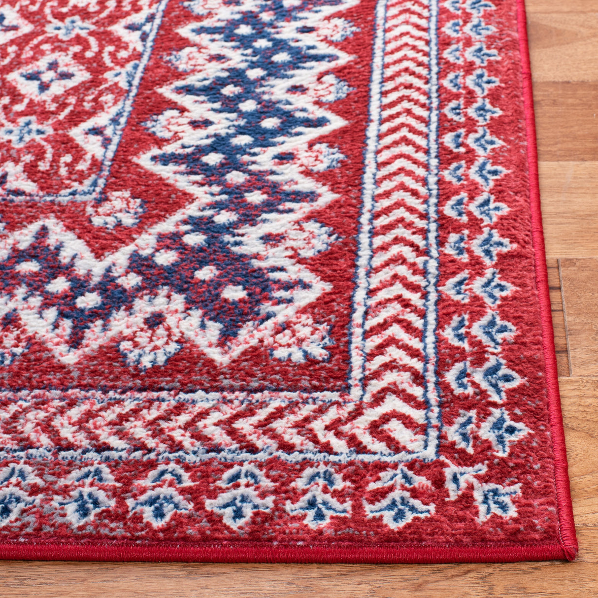 SAFAVIEH Brentwood Banga Traditional Oriental Rug