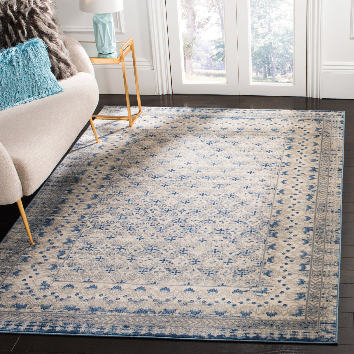 SAFAVIEH Brentwood Banga Traditional Oriental Rug