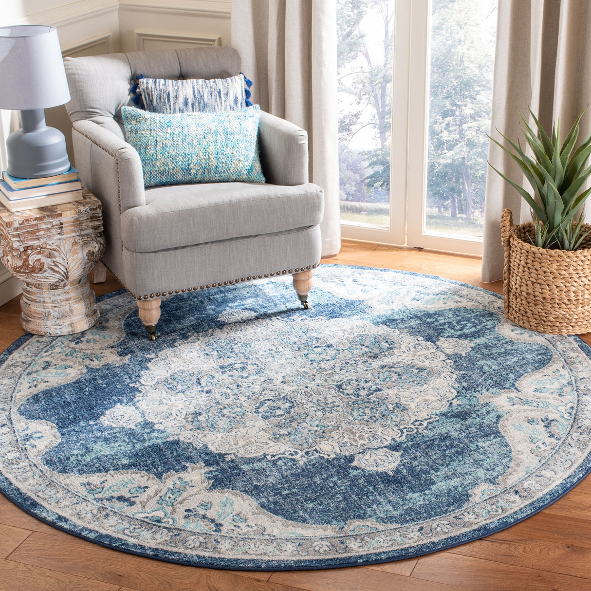 SAFAVIEH Brentwood Coralyne Traditional Oriental Rug