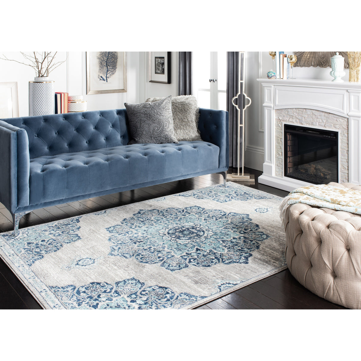 SAFAVIEH Brentwood Kiran Oriental Medallion Rug