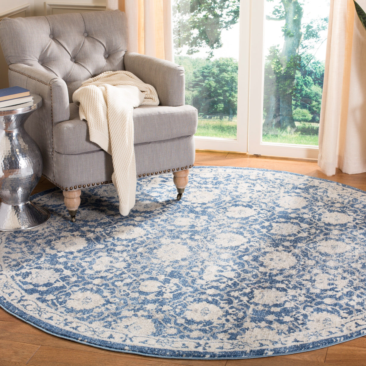 SAFAVIEH Brentwood Mirvete Traditional Oriental Rug