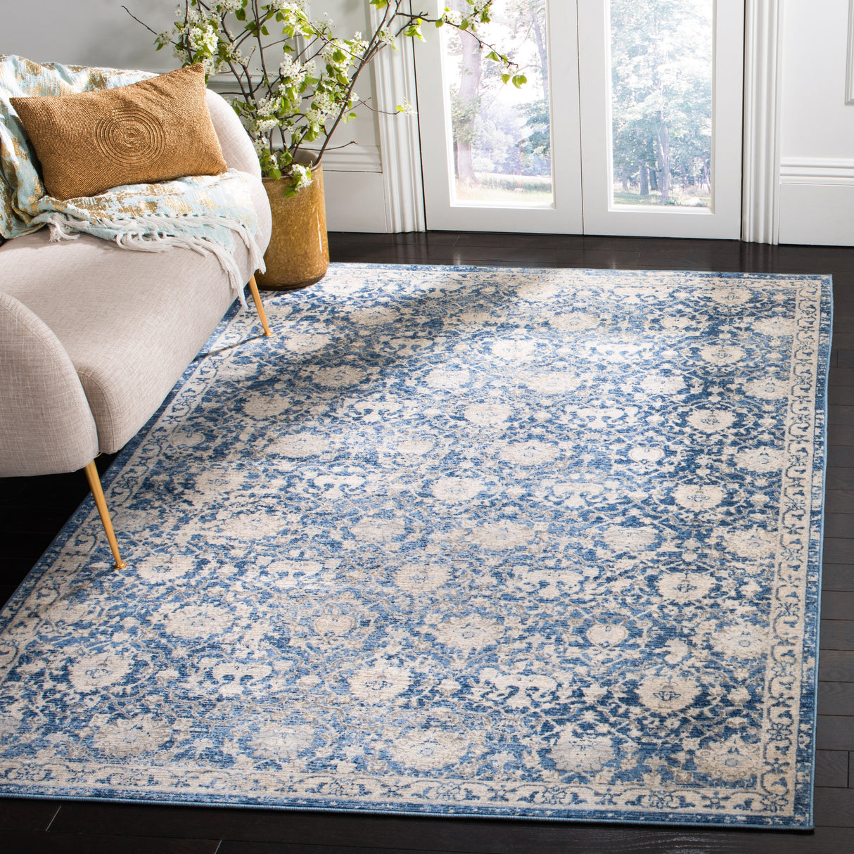 SAFAVIEH Brentwood Mirvete Traditional Oriental Rug