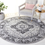 SAFAVIEH Brentwood Norlinda Traditional Rug