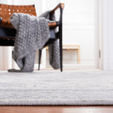 SAFAVIEH Brentwood Norlinda Traditional Rug