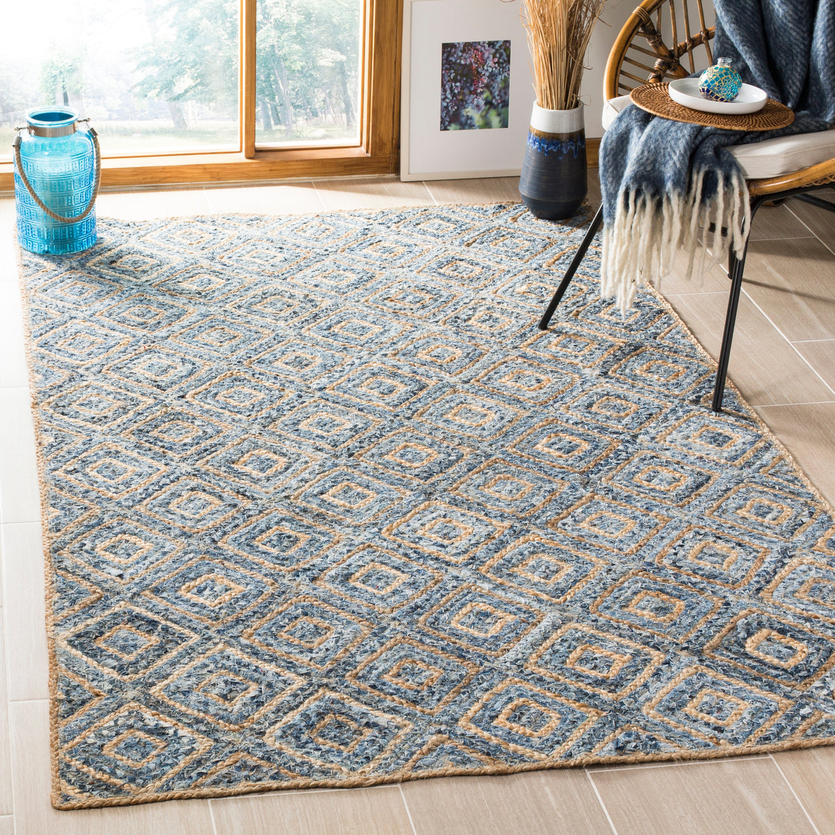 SAFAVIEH Cape Desire Elfie Handmade Jute Area Rug