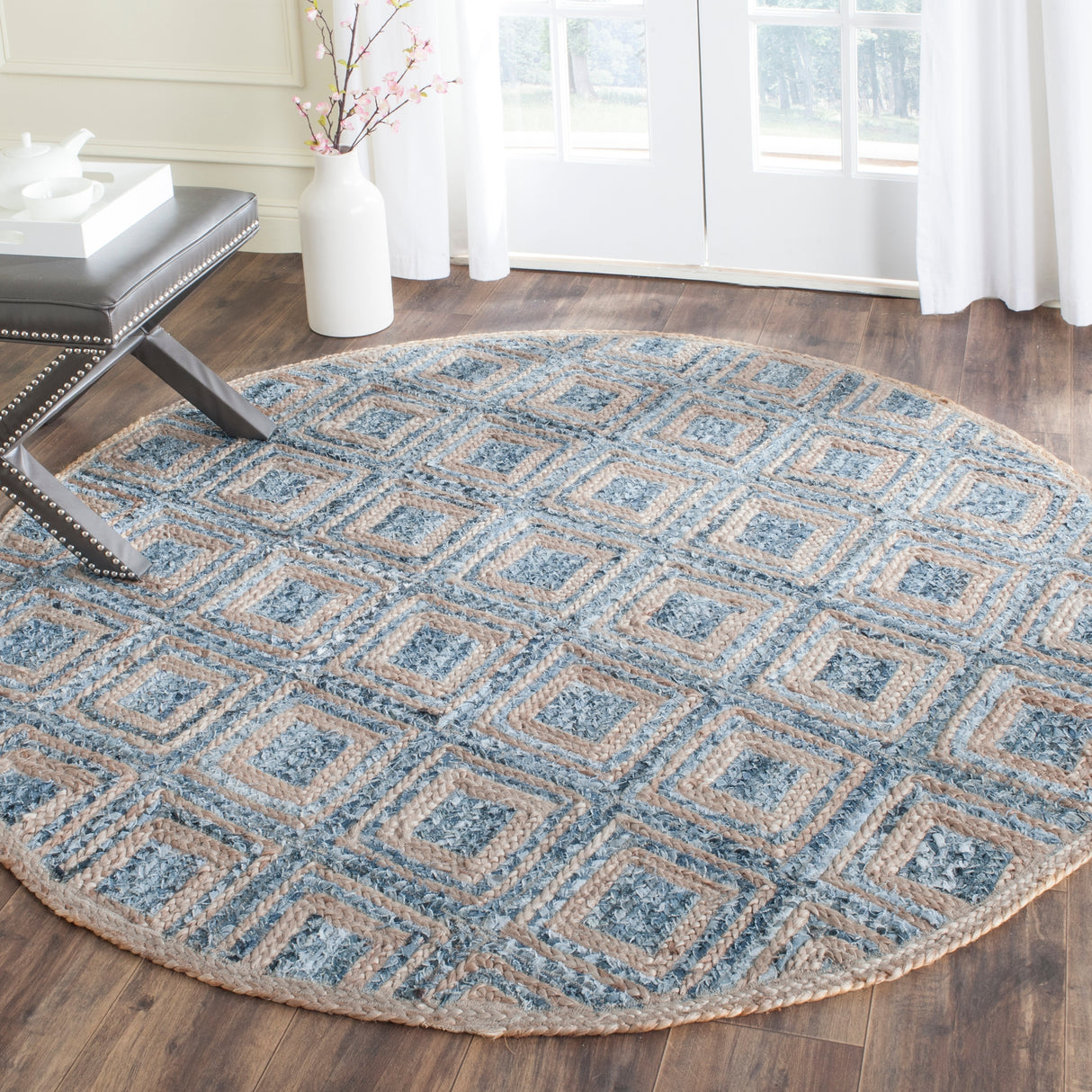 SAFAVIEH Cape Desire Elfie Handmade Jute Area Rug