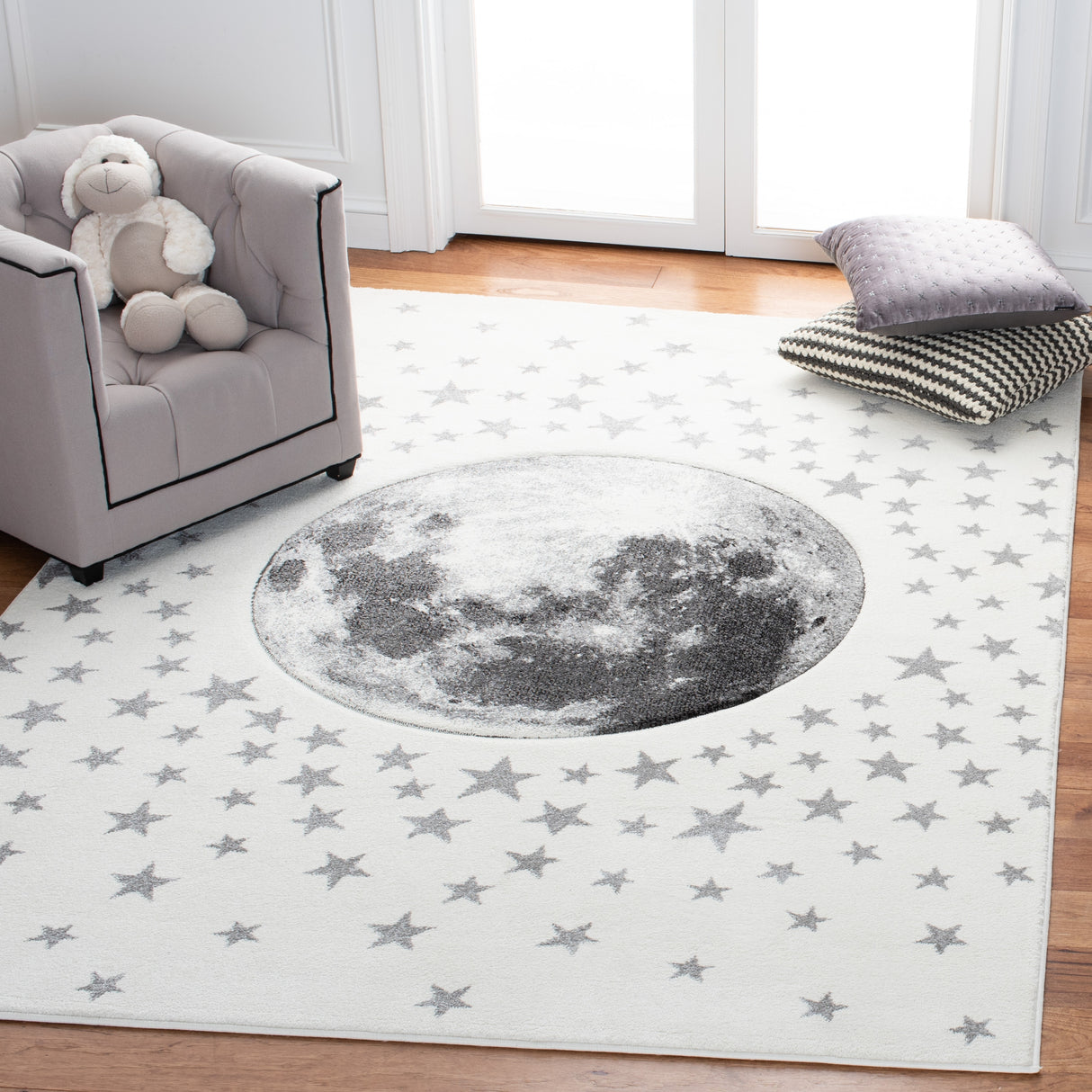 SAFAVIEH Carousel Kids Atsumi Moon Rug