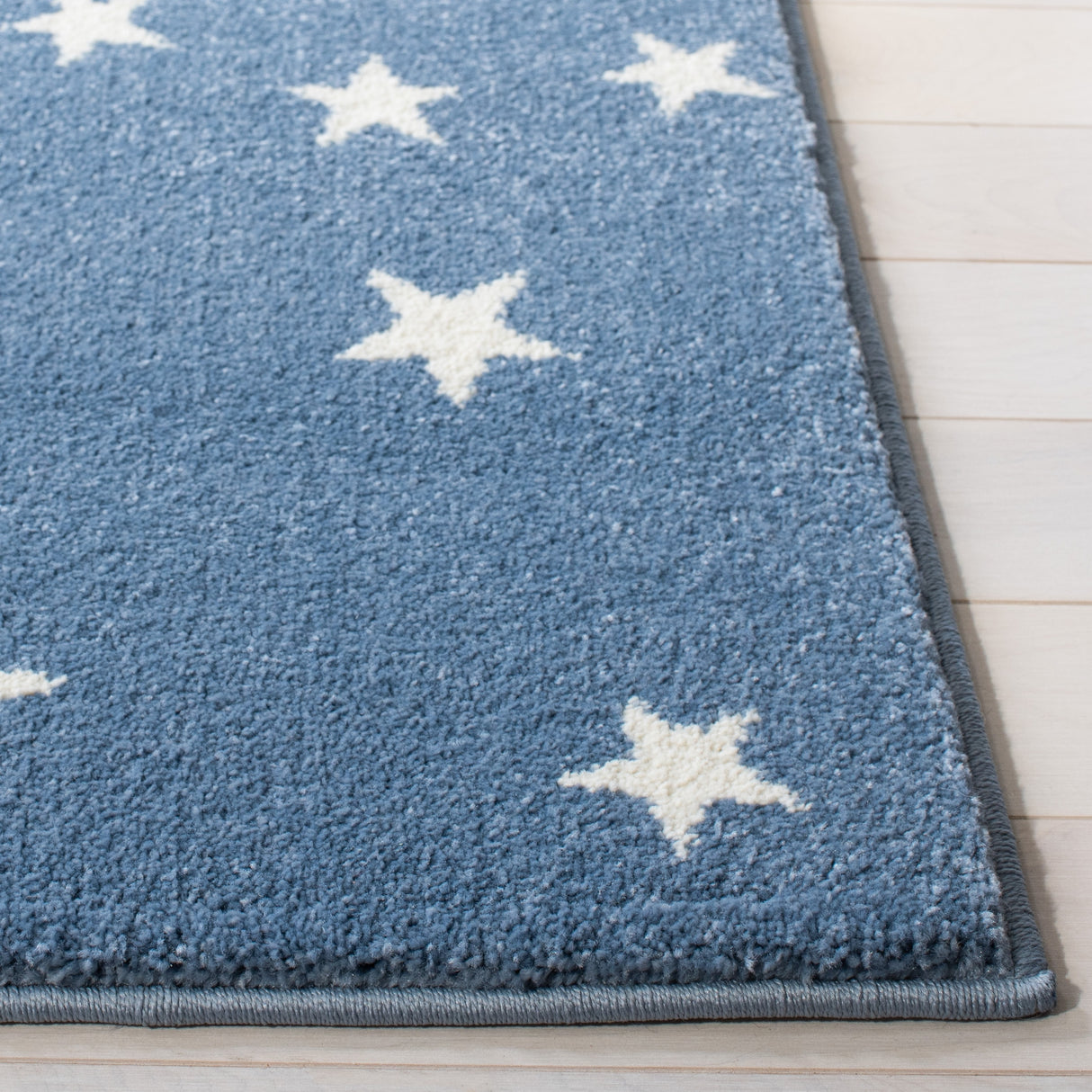 SAFAVIEH Carousel Kids Atsumi Moon Rug