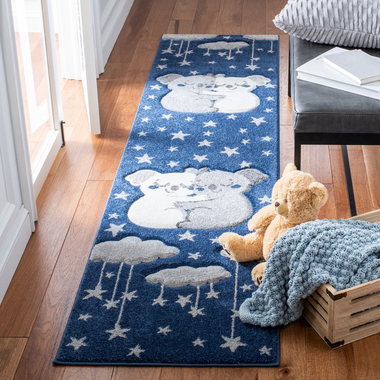 SAFAVIEH Carousel Kids Melda Koala Hug Rug