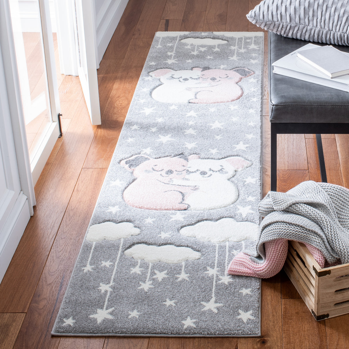 SAFAVIEH Carousel Kids Melda Koala Hug Rug