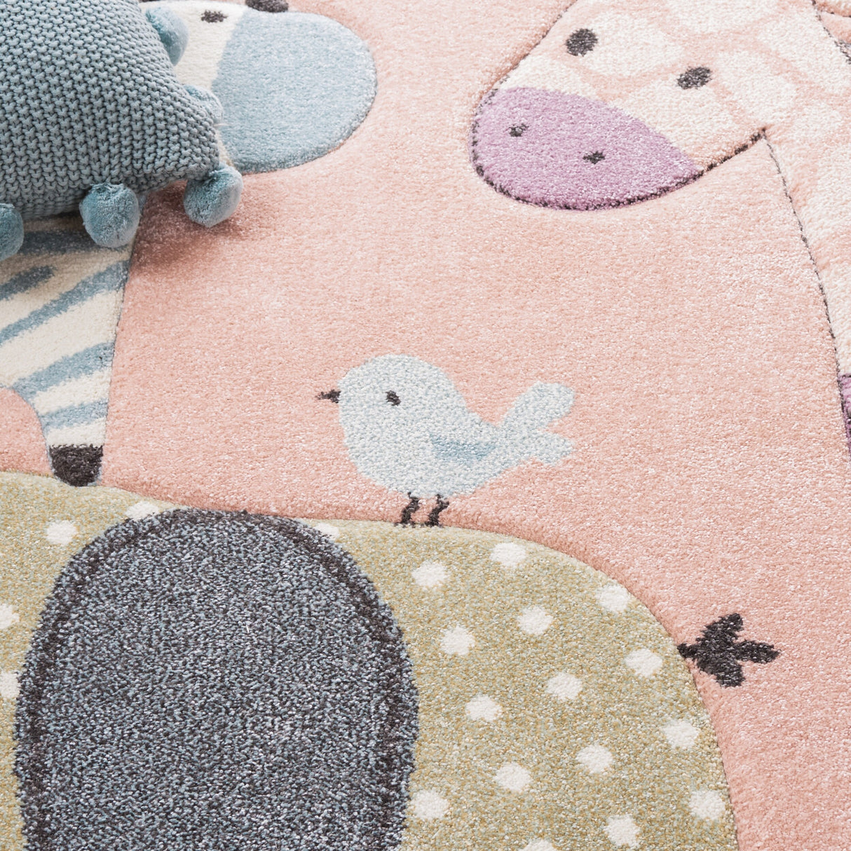 SAFAVIEH Carousel Kids Miharu Animal Rug