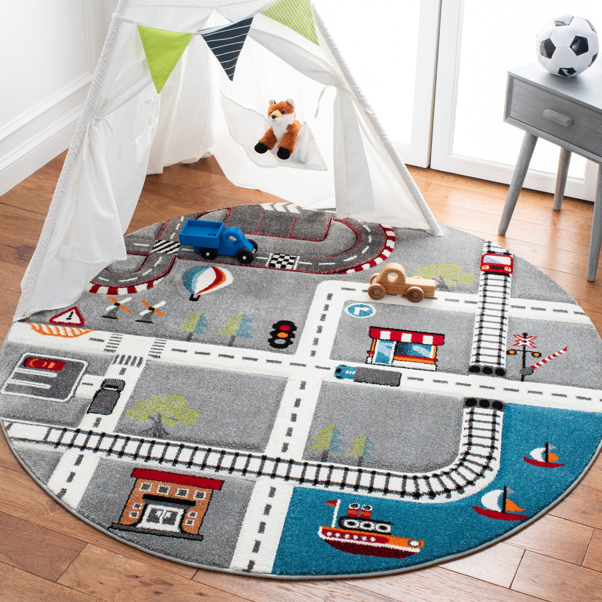 SAFAVIEH Carousel Kids Riemy Neighborhood Road Rug