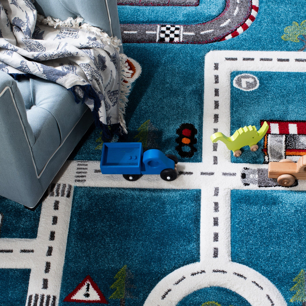 SAFAVIEH Carousel Kids Riemy Neighborhood Road Rug