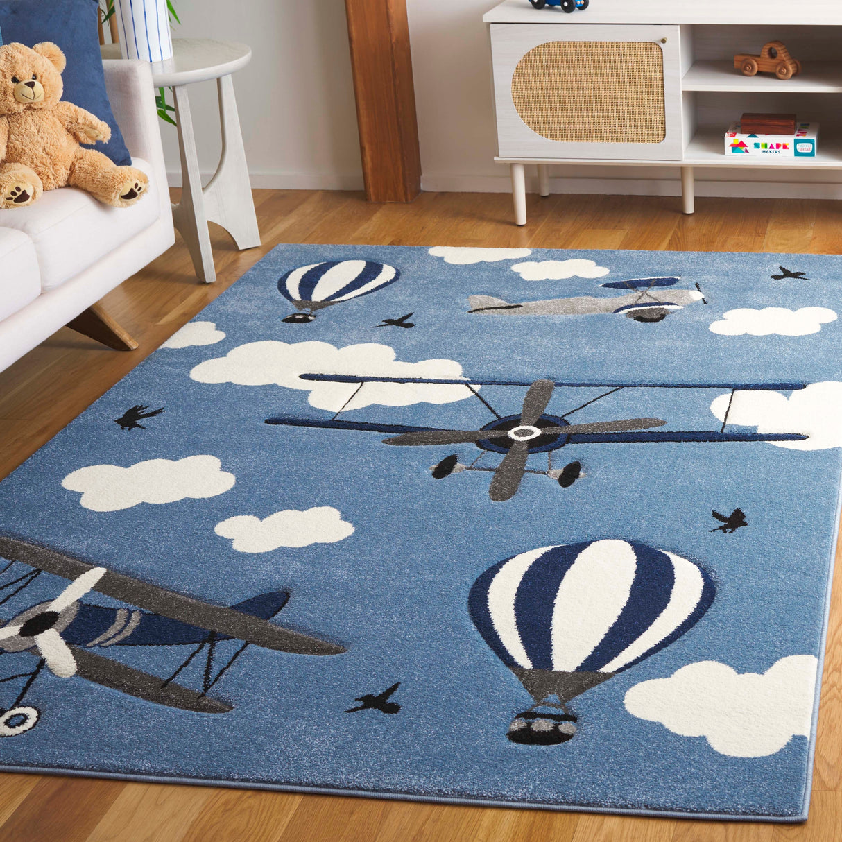 SAFAVIEH Carousel Kids Rudolfina Airplane Rug