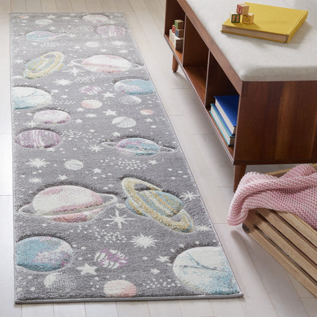 SAFAVIEH Carousel Kids Shaimaa Solar System Rug