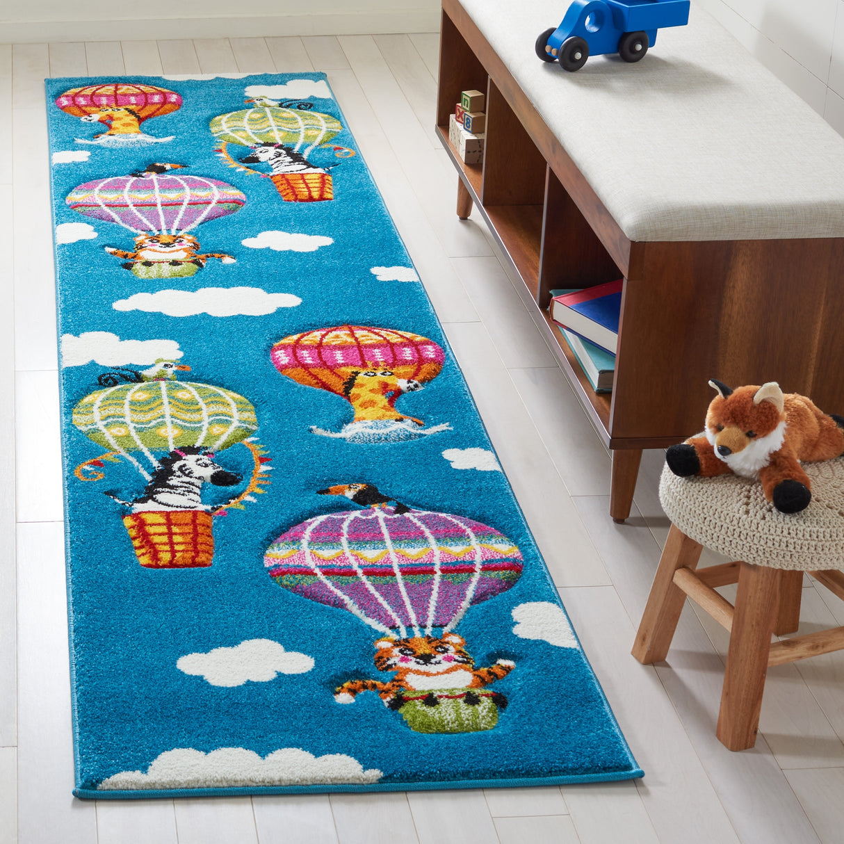 SAFAVIEH Carousel Kids Tjadke Hot Air Balloon Rug