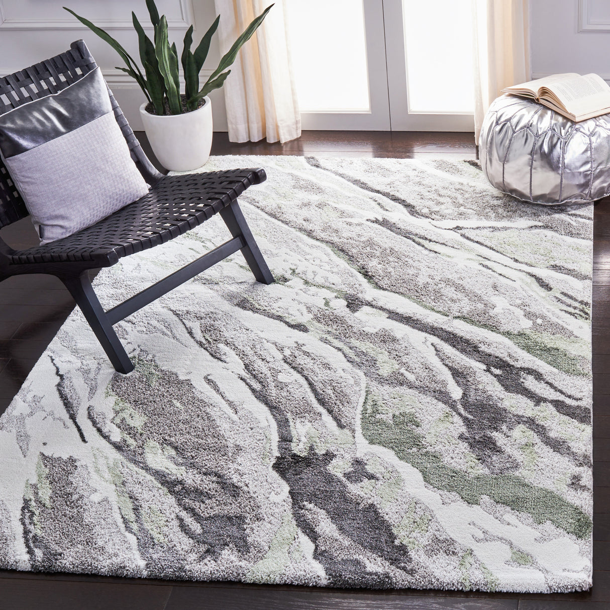 SAFAVIEH Century Seza Modern Abstract Area Rug