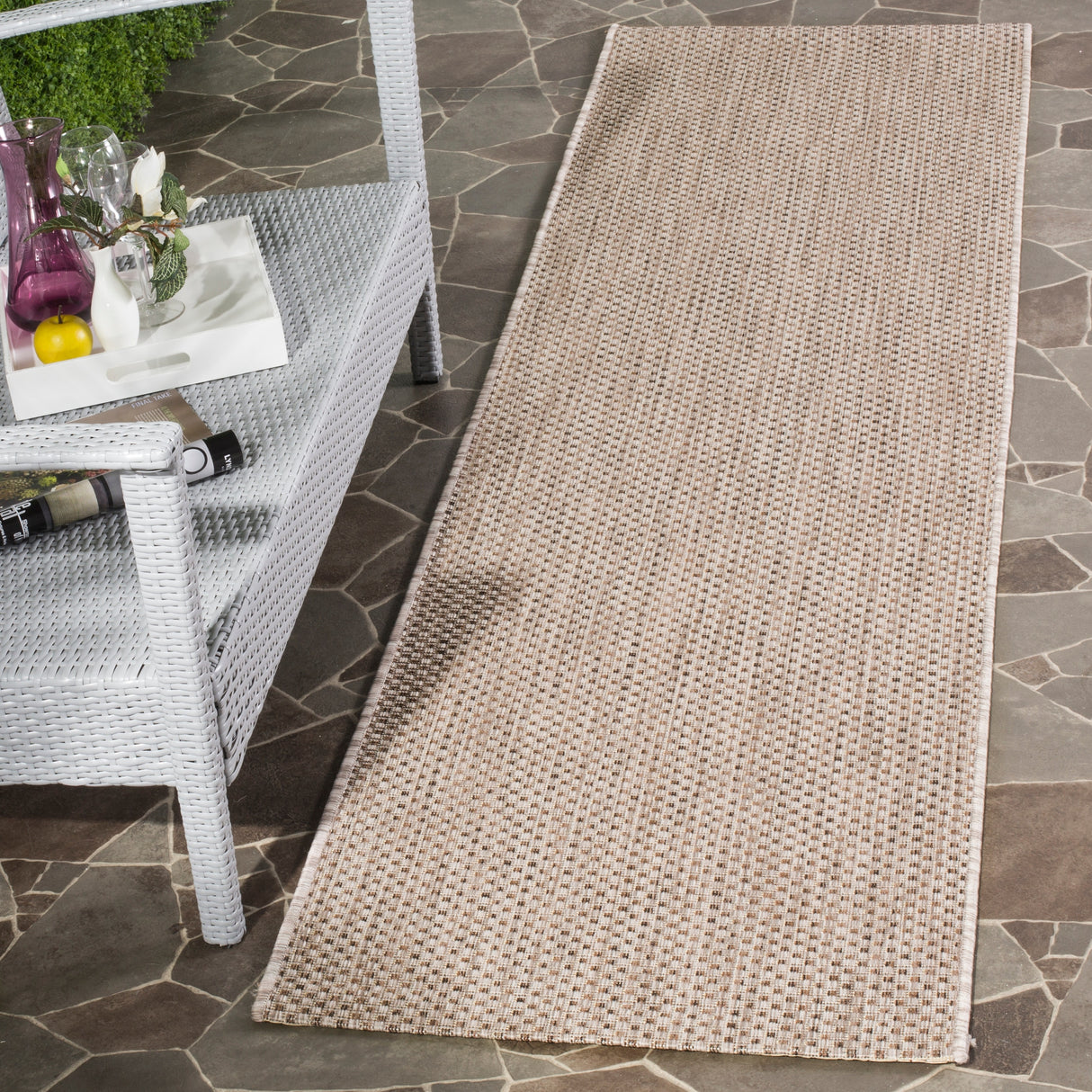 SAFAVIEH Courtyard Begajeta Indoor/Outdoor Waterproof Patio Backyard Rug.