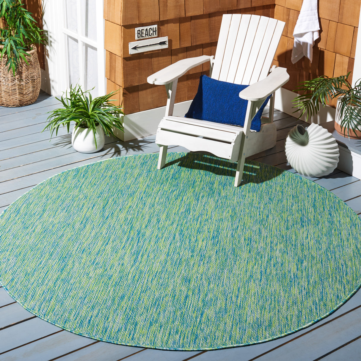 SAFAVIEH Courtyard Begajeta Indoor/Outdoor Waterproof Patio Backyard Rug.