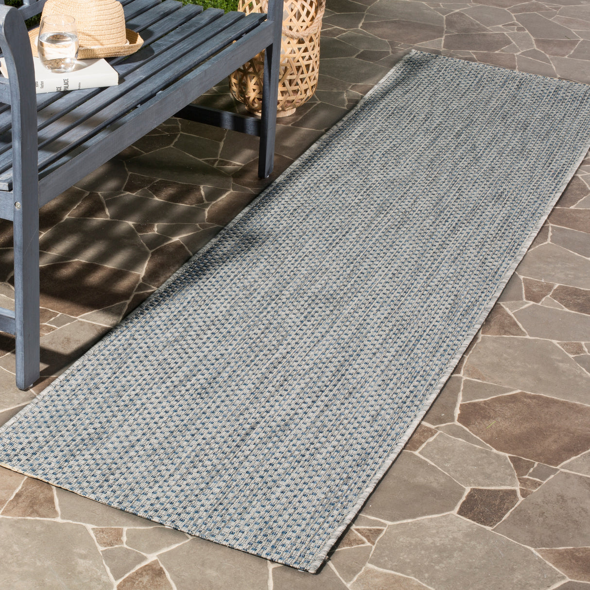 SAFAVIEH Courtyard Begajeta Indoor/Outdoor Waterproof Patio Backyard Rug.