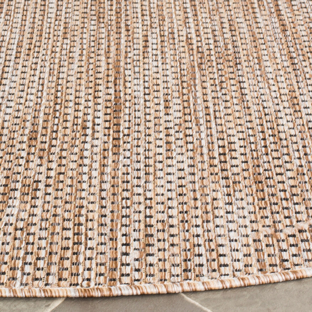 SAFAVIEH Courtyard Begajeta Indoor/Outdoor Waterproof Patio Backyard Rug.