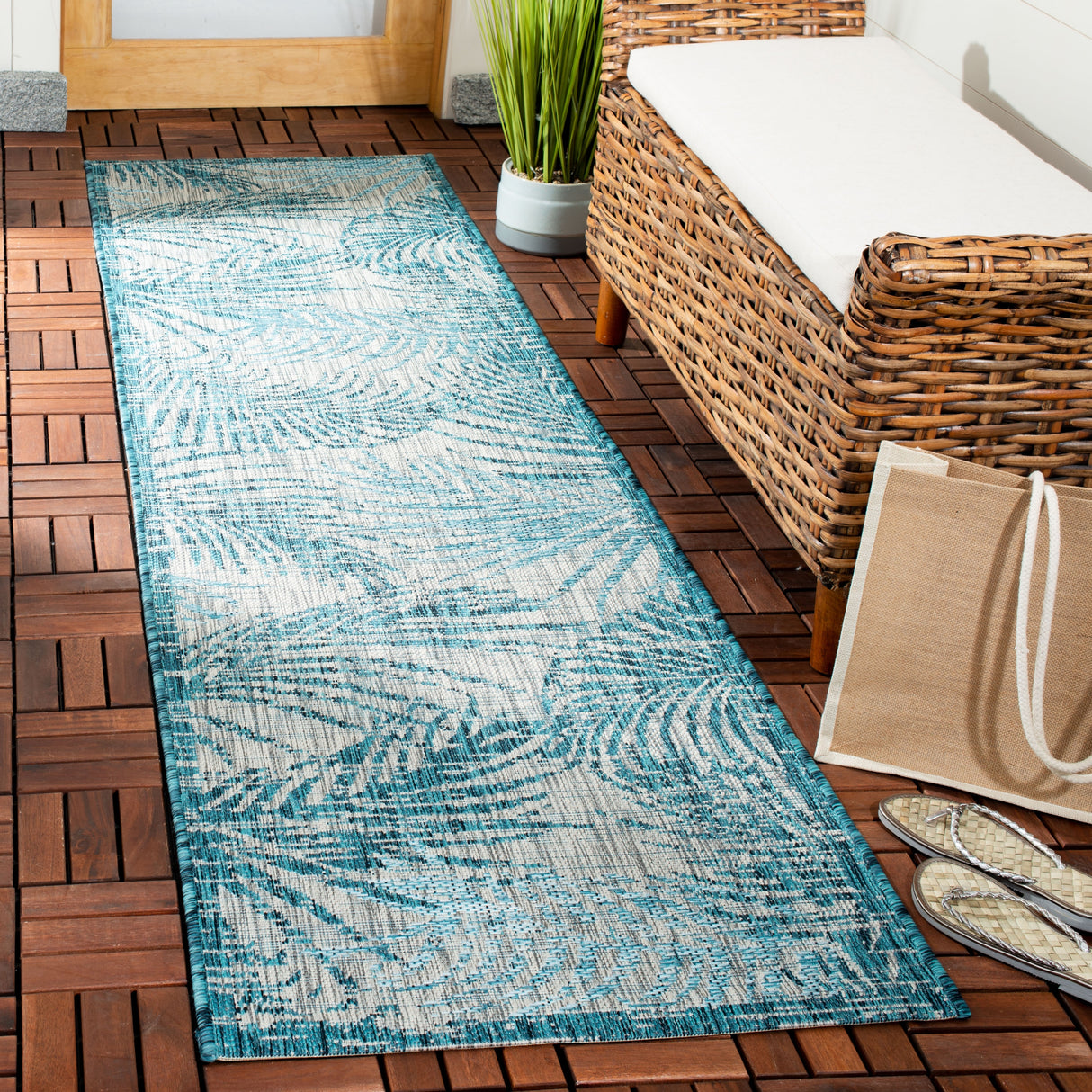 SAFAVIEH Courtyard Ellen Indoor/ Outdoor Waterproof Patio Backyard Rug