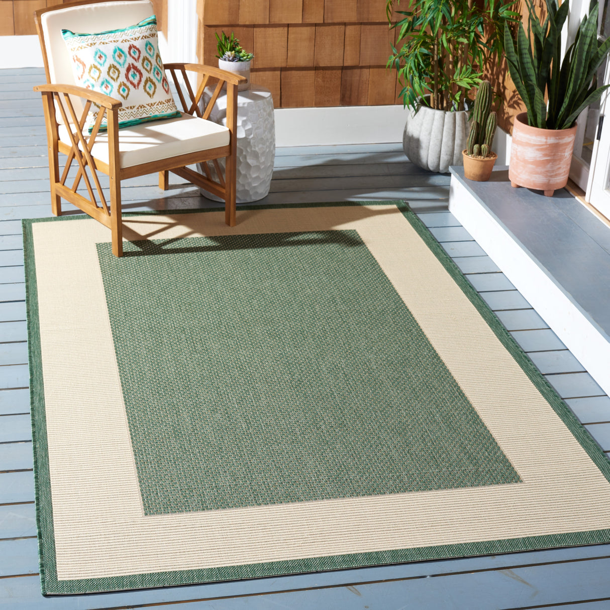 SAFAVIEH Courtyard Gwenneth Indoor/Outdoor Waterproof Patio Backyard Rug