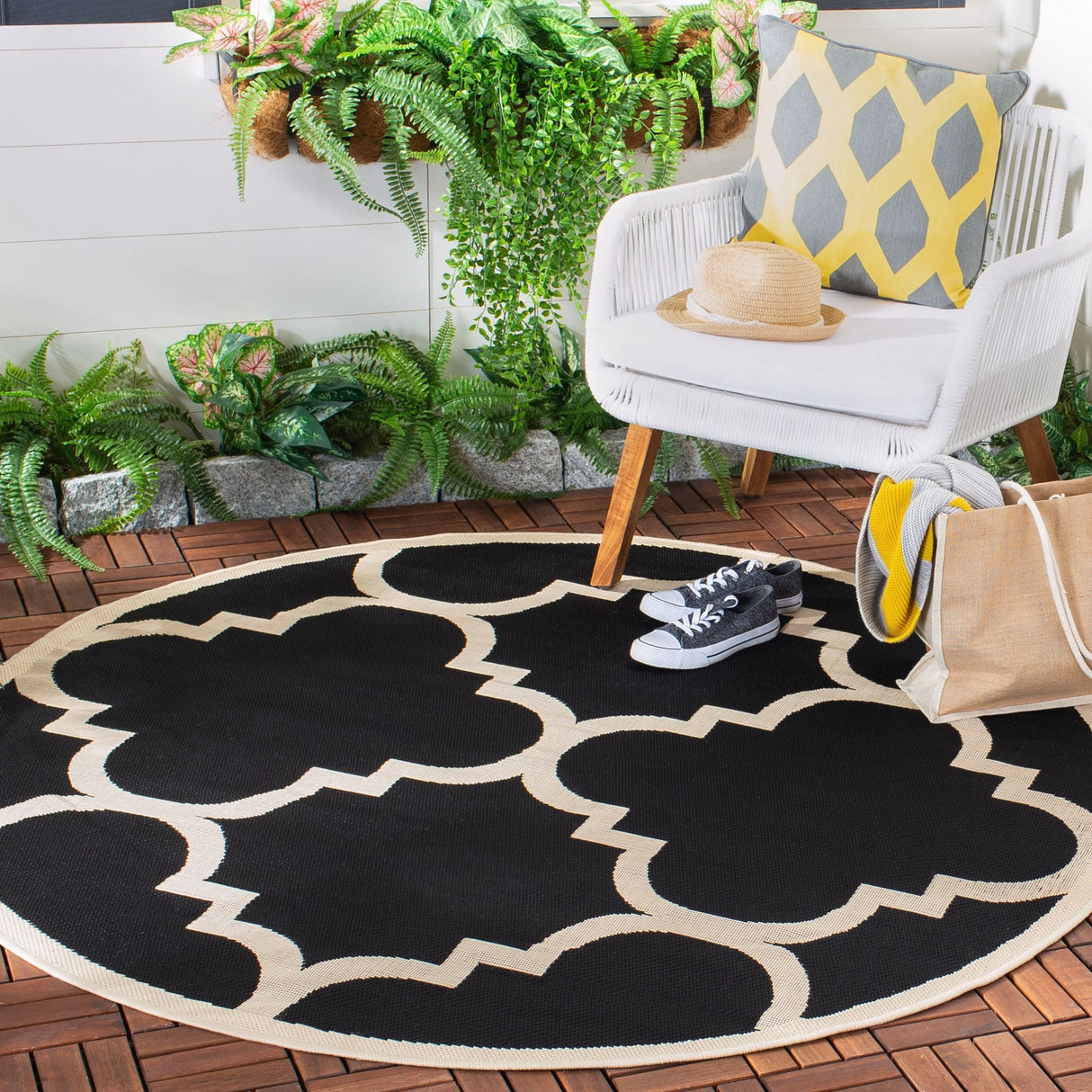 SAFAVIEH Courtyard Hafiza Indoor/ Outdoor Waterproof Patio Backyard Rug