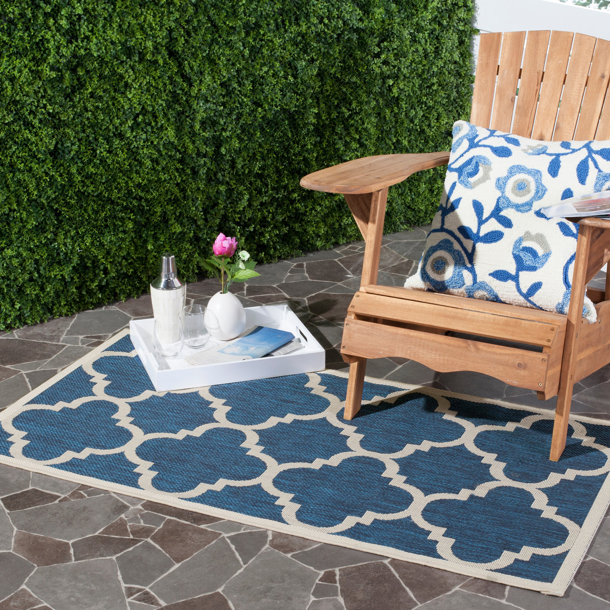 SAFAVIEH Courtyard Hafiza Indoor/ Outdoor Waterproof Patio Backyard Rug