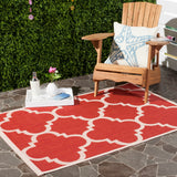 SAFAVIEH Courtyard Hafiza Indoor/ Outdoor Waterproof Patio Backyard Rug