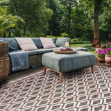 SAFAVIEH Courtyard Hannchen Indoor/ Outdoor Waterproof Patio Backyard Rug