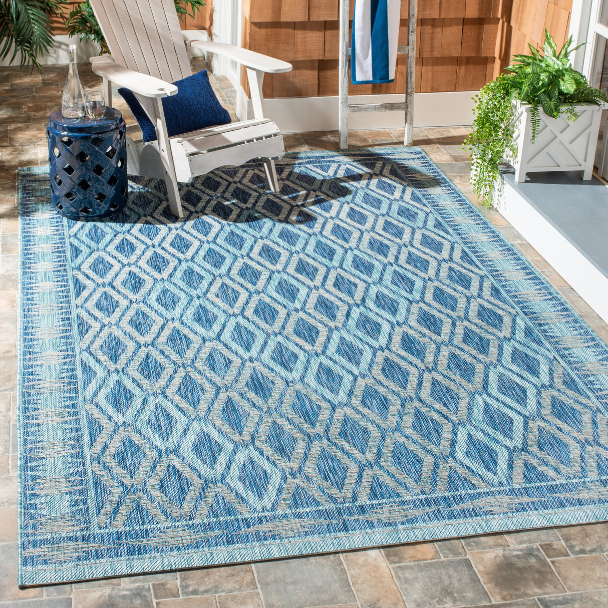 SAFAVIEH Courtyard Hannchen Indoor/ Outdoor Waterproof Patio Backyard Rug