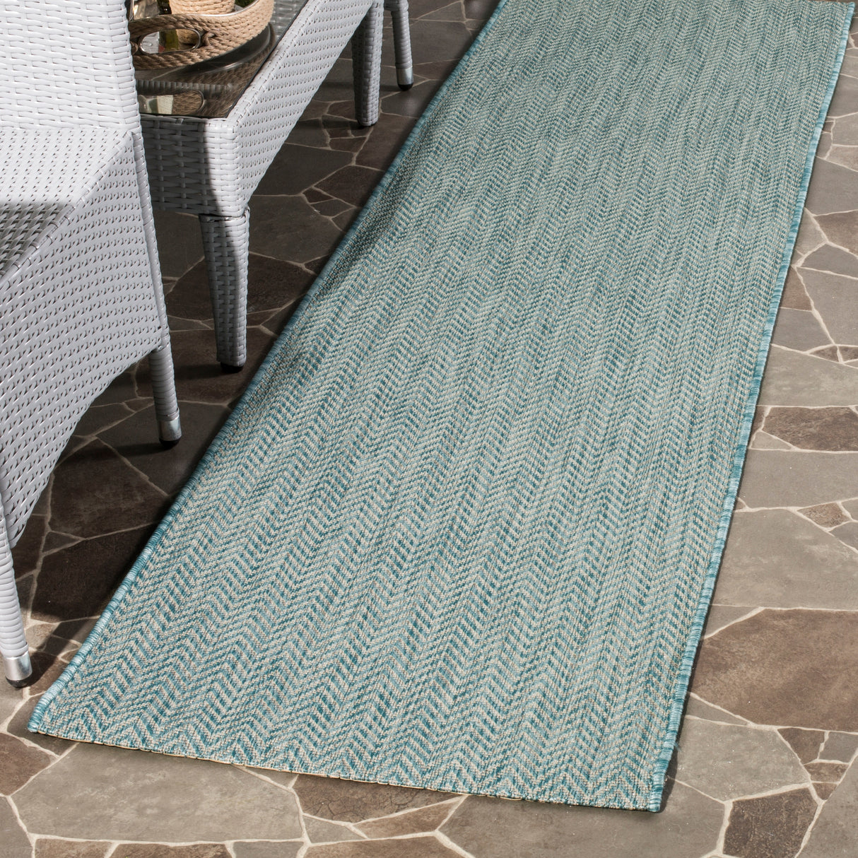 SAFAVIEH Courtyard Ilmur Indoor/ Outdoor Waterproof Patio Backyard Rug