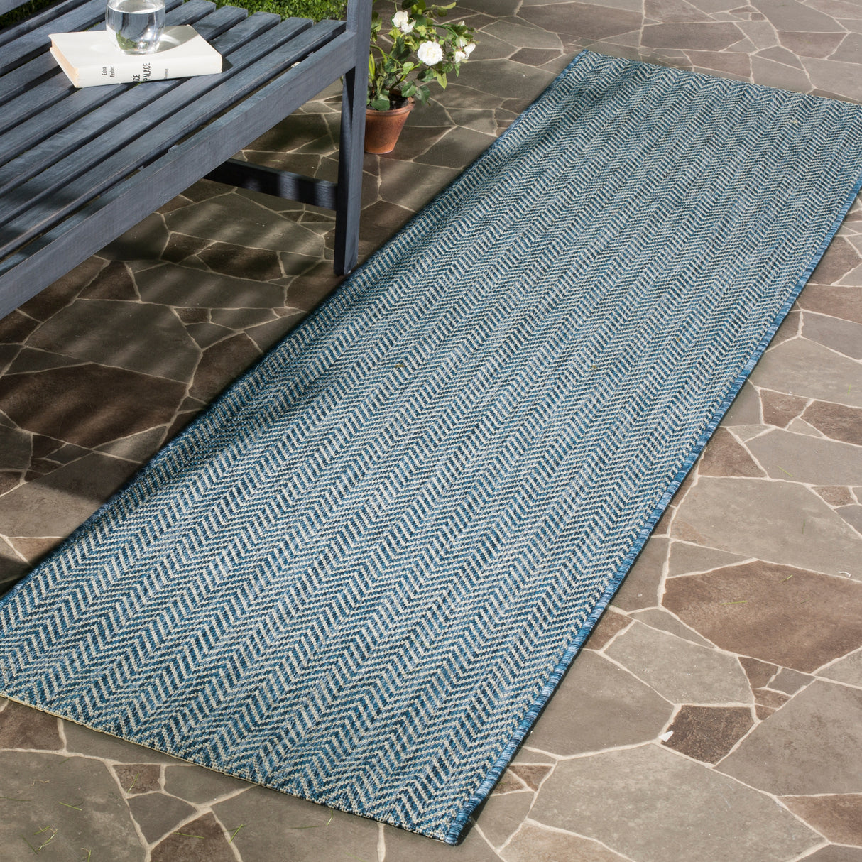 SAFAVIEH Courtyard Ilmur Indoor/ Outdoor Waterproof Patio Backyard Rug