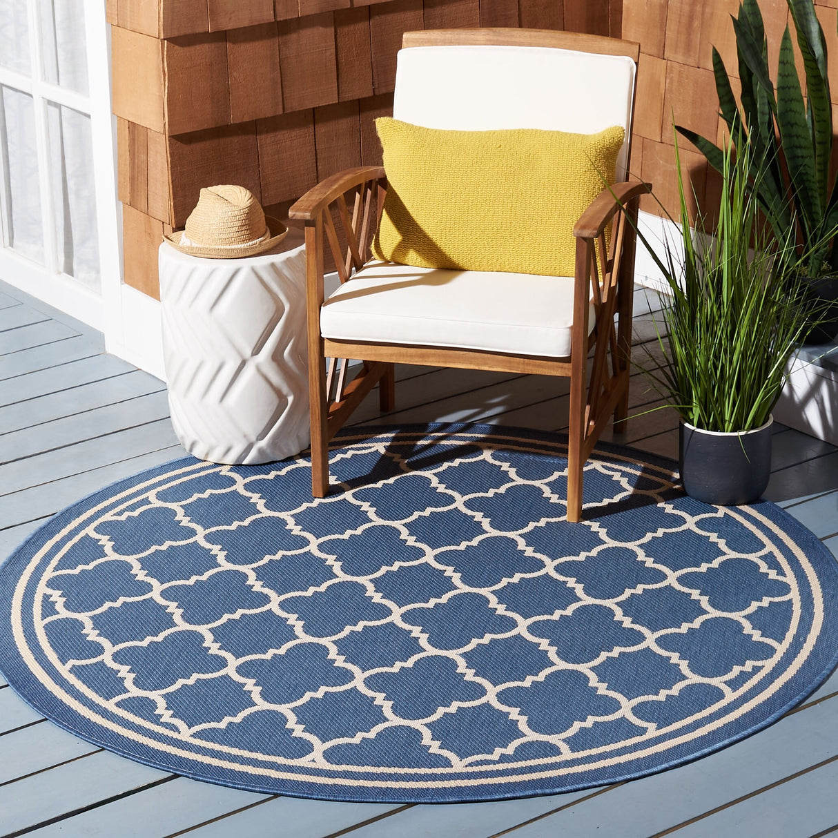 SAFAVIEH Courtyard Kristelle Indoor/ Outdoor Waterproof Patio Backyard Rug