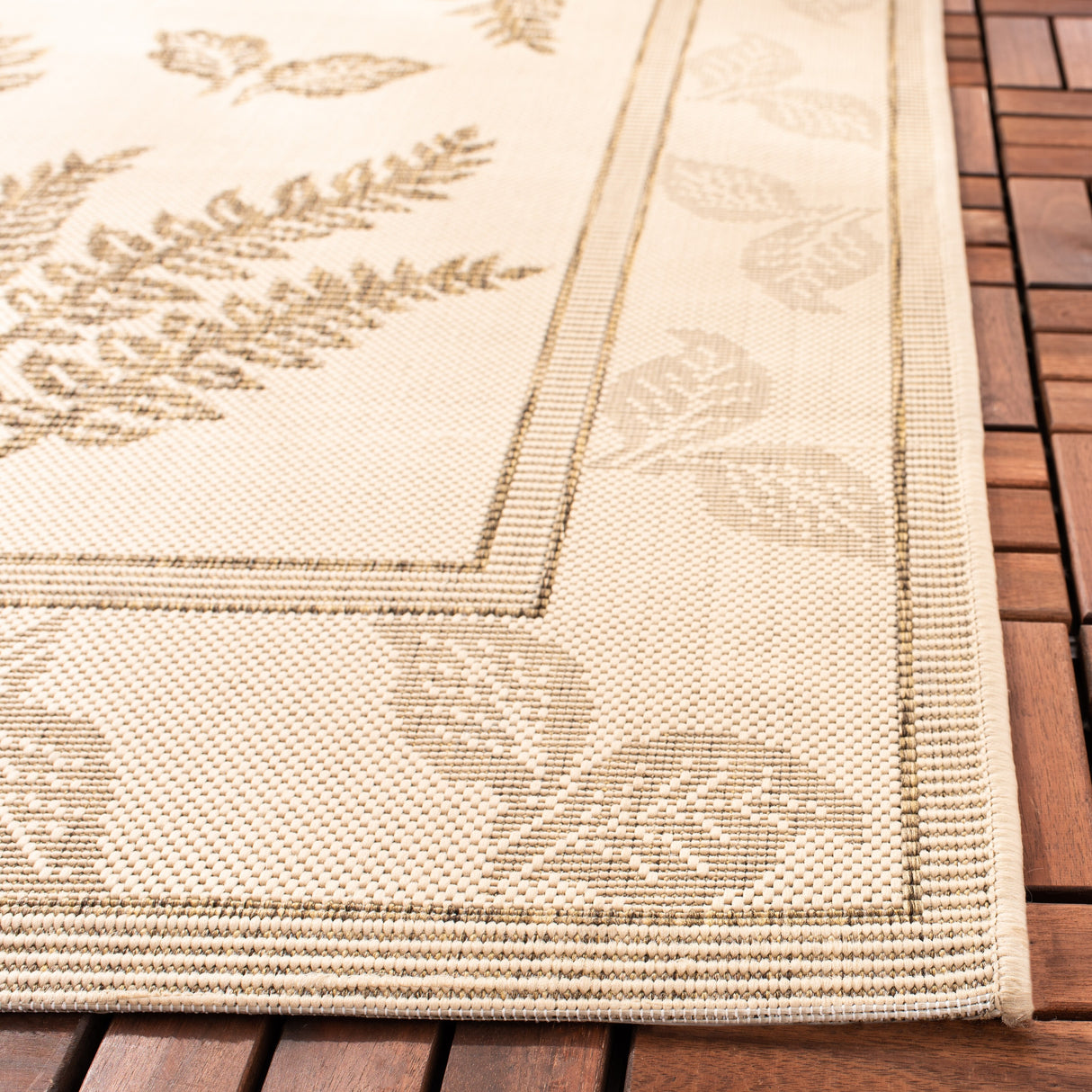 SAFAVIEH Courtyard Layal Indoor/ Outdoor Waterproof Patio Backyard Rug