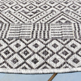 SAFAVIEH Courtyard Leonara Indoor/Outdoor Waterproof Patio Backyard Rug