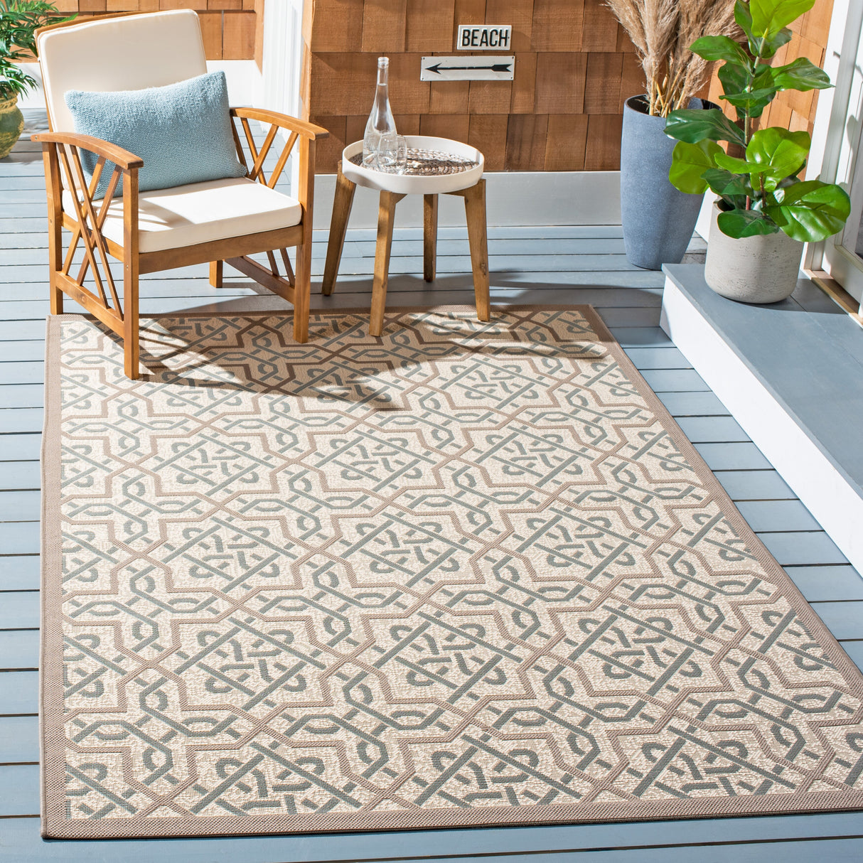 SAFAVIEH Courtyard Liisbet Indoor/ Outdoor Waterproof Patio Backyard Rug