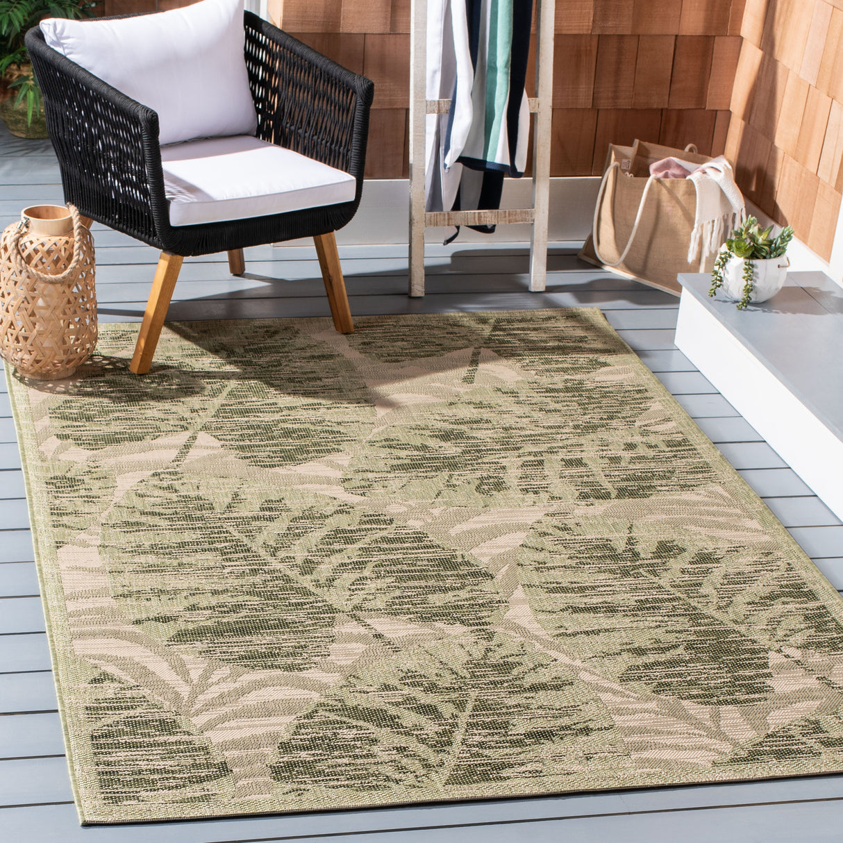 SAFAVIEH Courtyard Maelyss Indoor/ Outdoor Waterproof Patio Backyard Rug