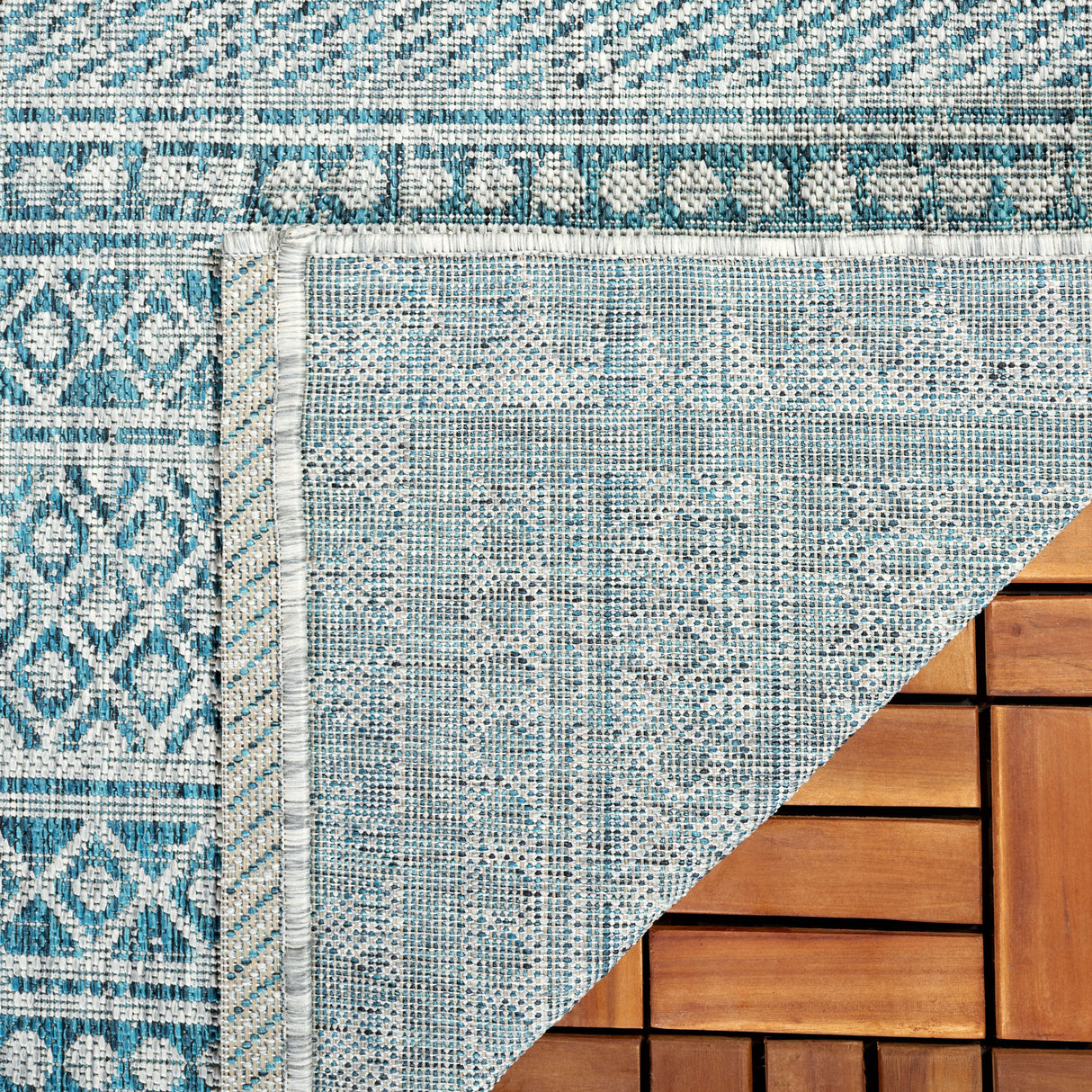 SAFAVIEH Courtyard Marje Transitional Rug