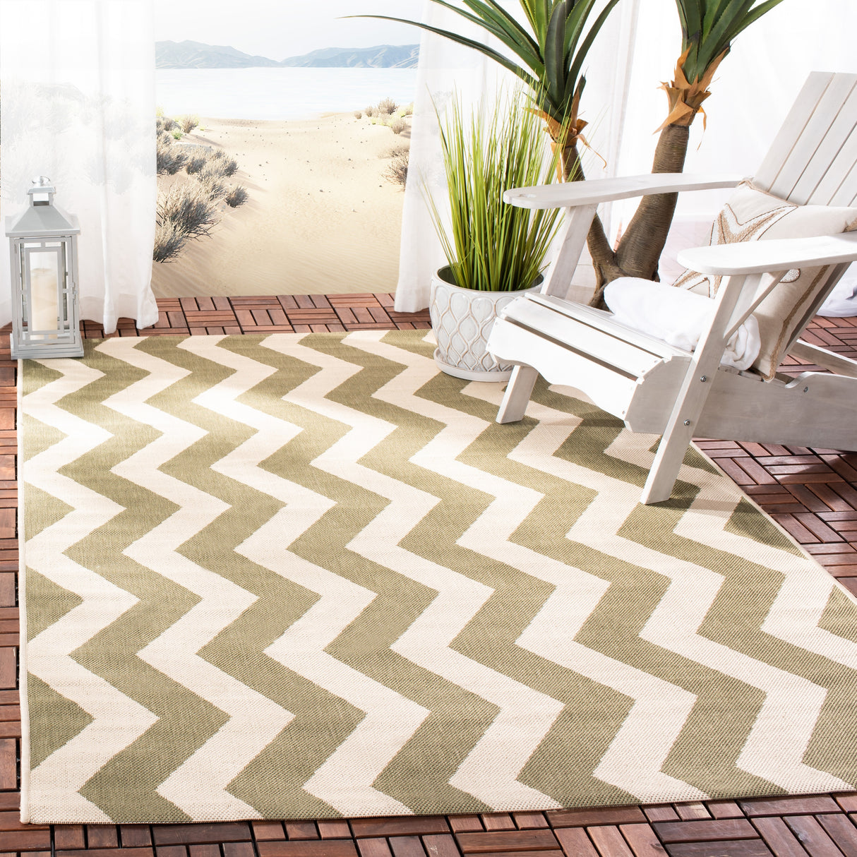 SAFAVIEH Courtyard Morganne Chevron Indoor/ Outdoor Waterproof Patio Backyard