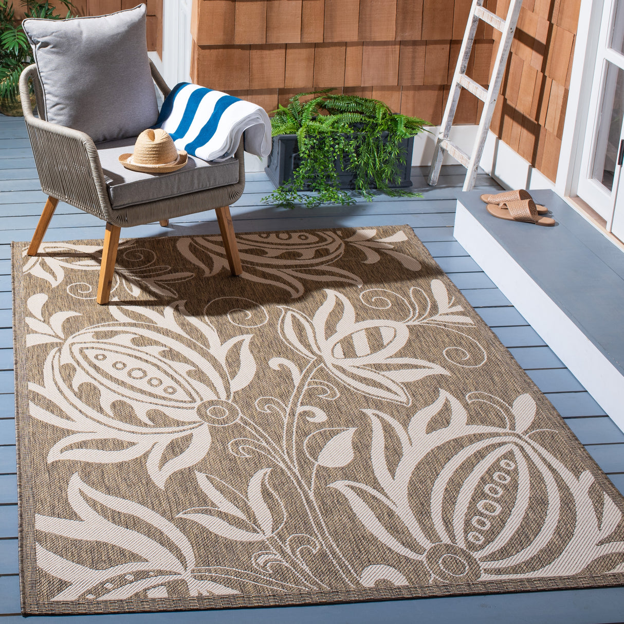 SAFAVIEH Courtyard Nasima Indoor/ Outdoor Patio Backyard Rug