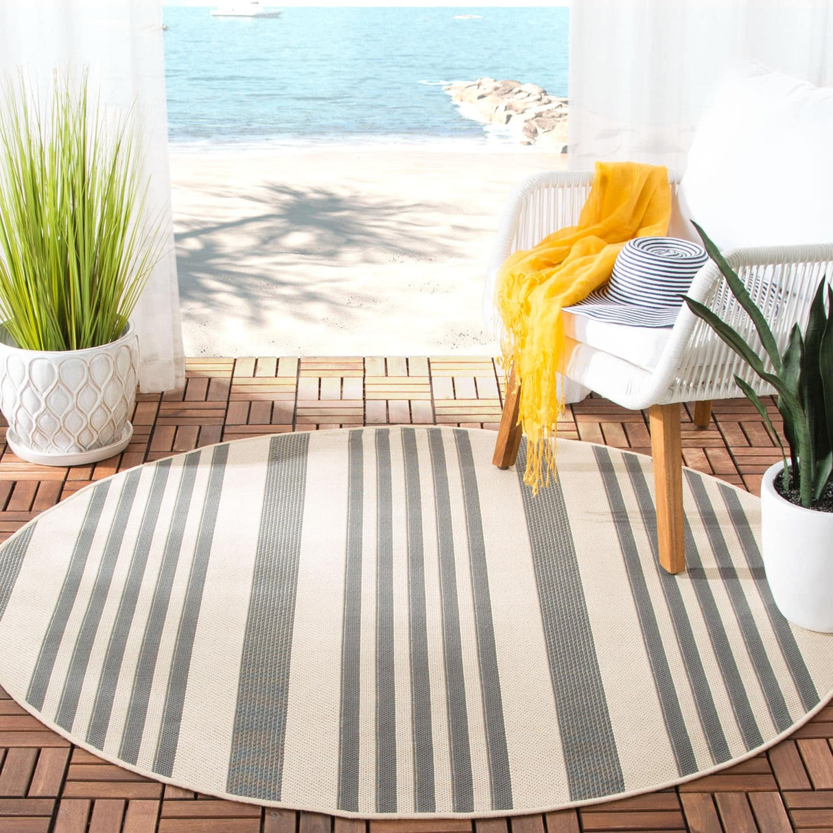 SAFAVIEH Courtyard Orsi Indoor/ Outdoor Waterproof Area Rug