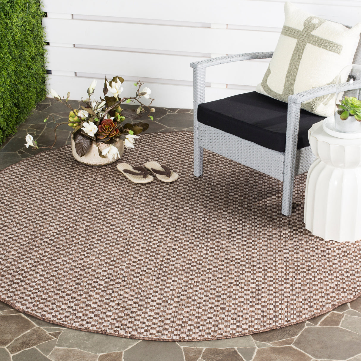 SAFAVIEH Courtyard Ragini Indoor/Outdoor Waterproof Patio Backyard Rug