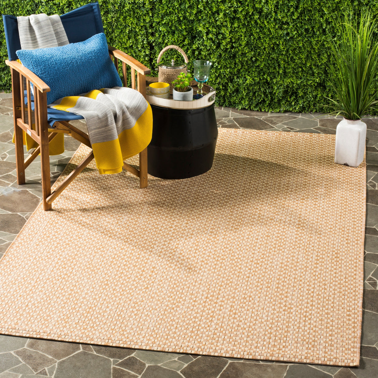 SAFAVIEH Courtyard Ragini Indoor/Outdoor Waterproof Patio Backyard Rug