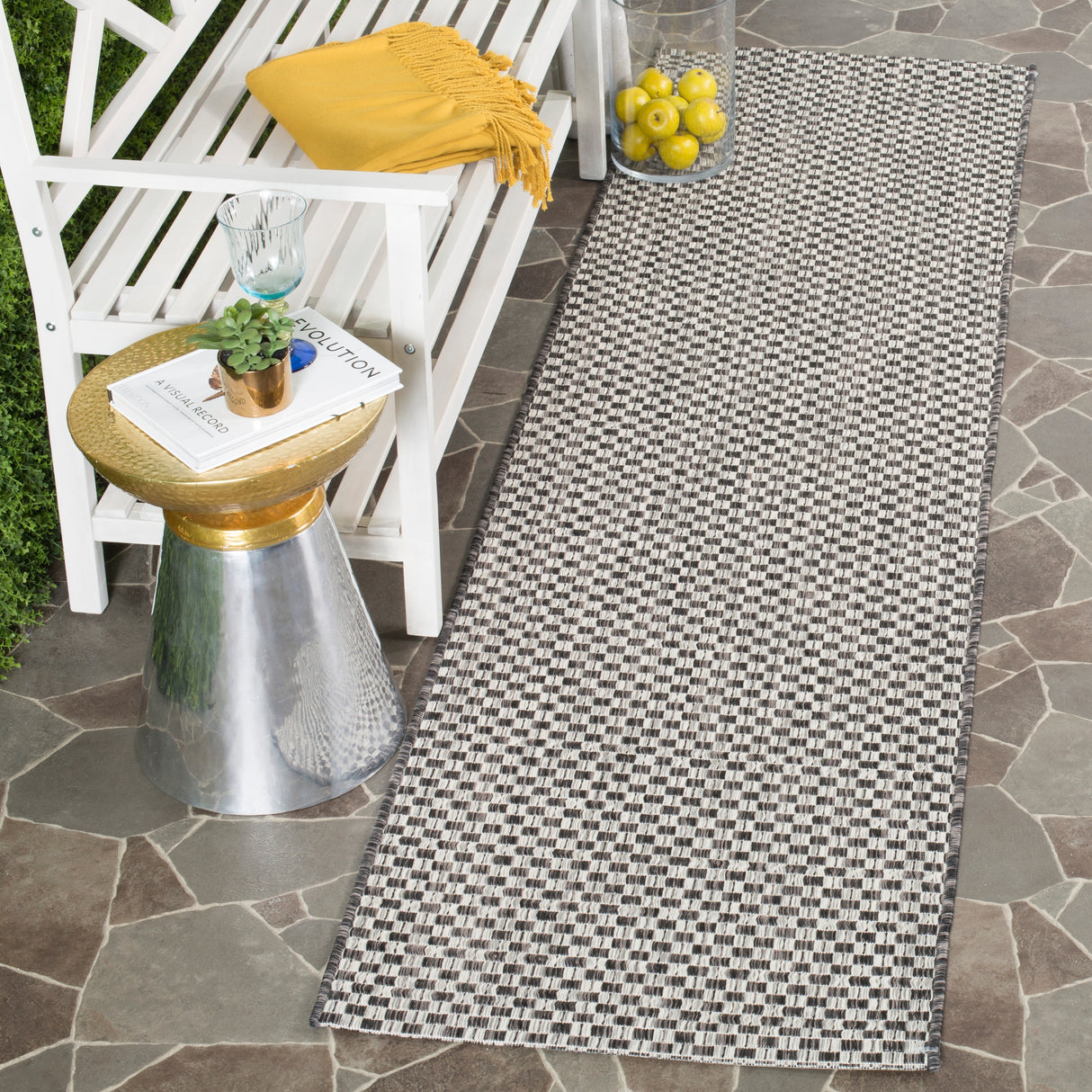 SAFAVIEH Courtyard Ragini Indoor/Outdoor Waterproof Patio Backyard Rug