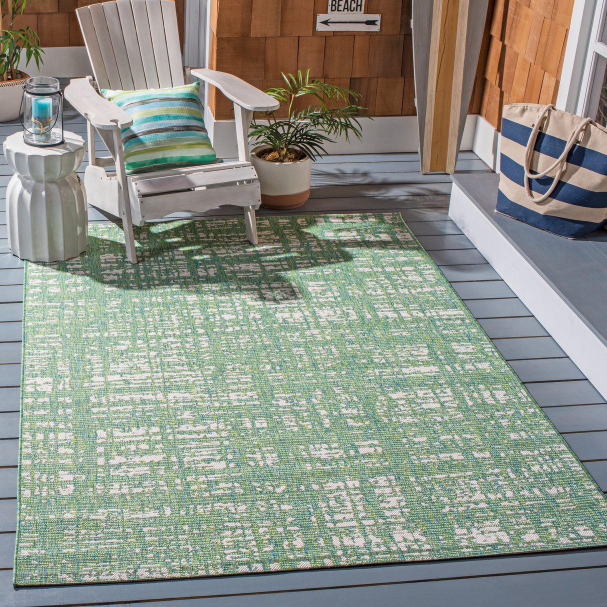 SAFAVIEH Courtyard Rufine Crosshatch Indoor/ Outdoor Waterproof Rug